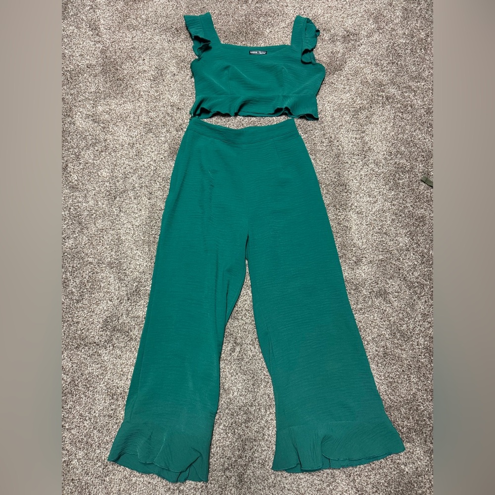 Shein Green Two-Piece Outfit - Size XS